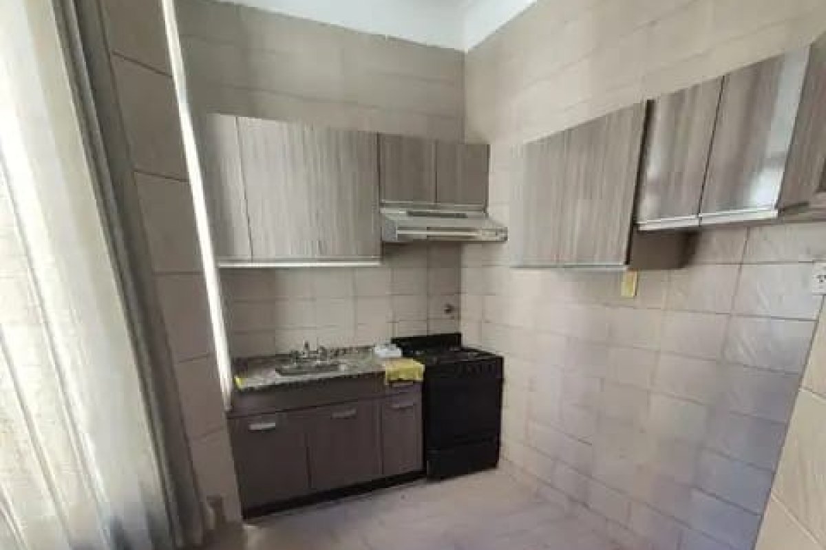 Departamento en Alquiler en San Cristóbal, Capital Federal.